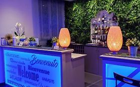 Confidence Hotel Ligabue