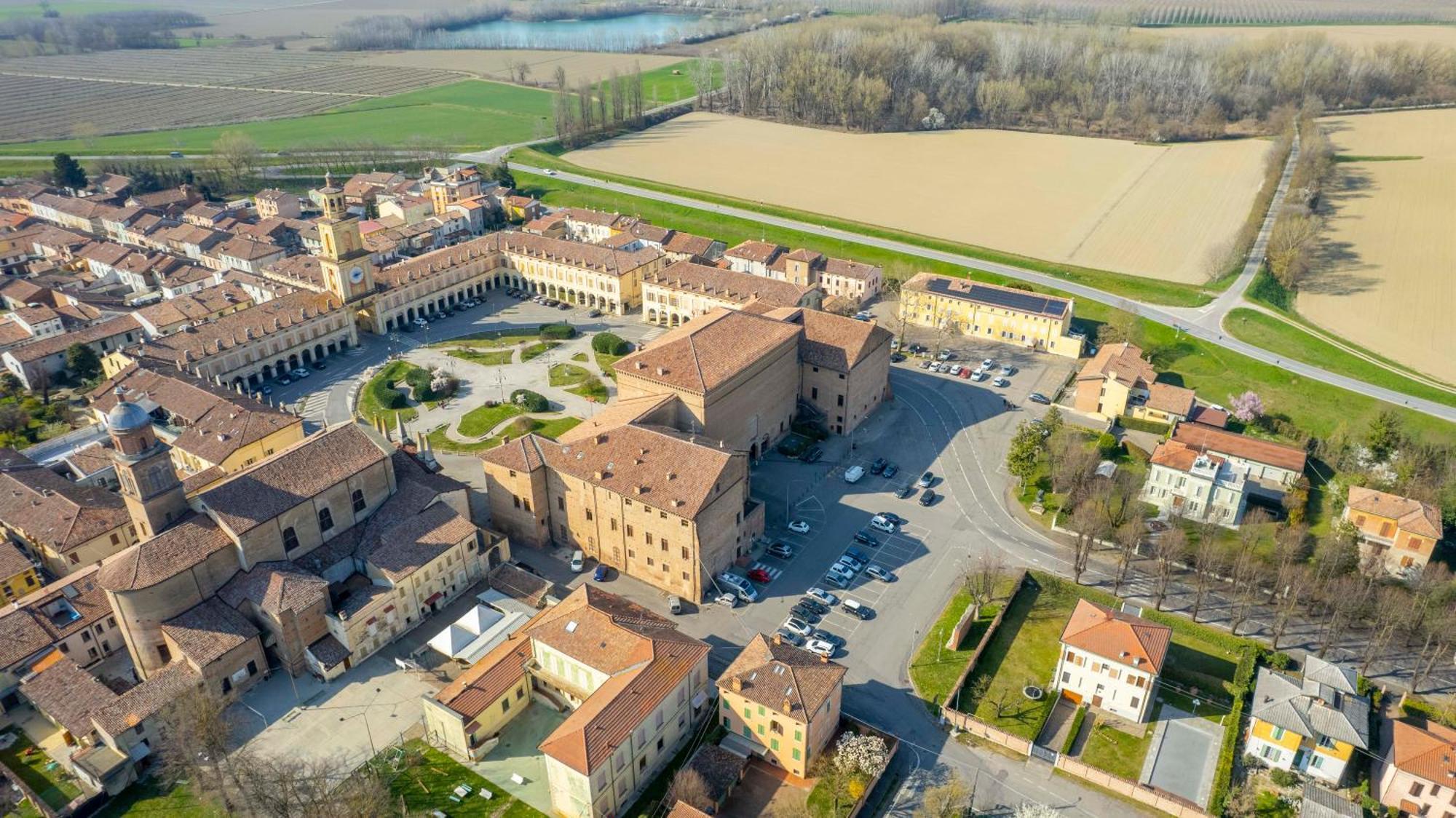 Albergo Ligabue Guastalla Esterno foto