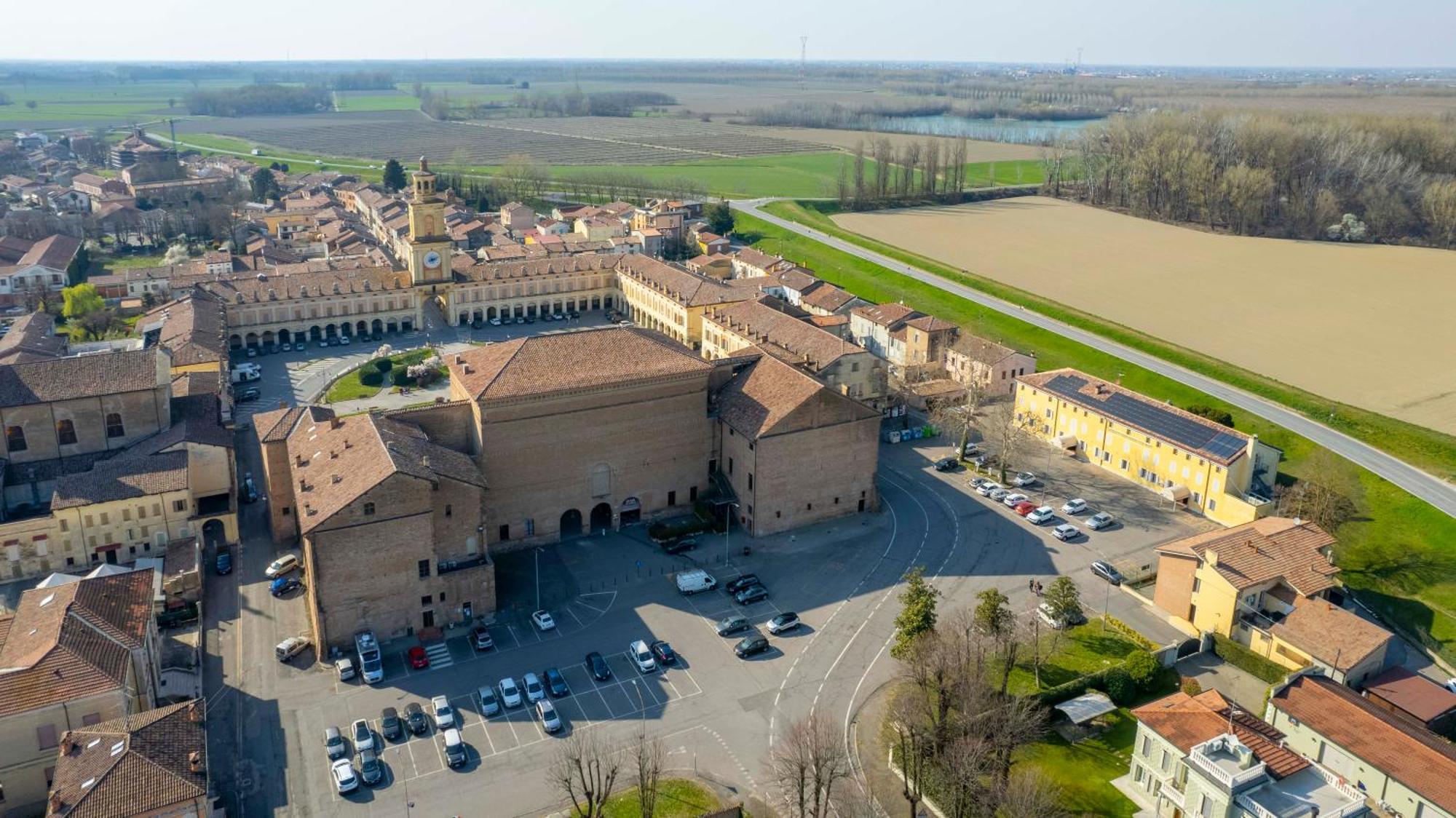 Albergo Ligabue Guastalla Esterno foto